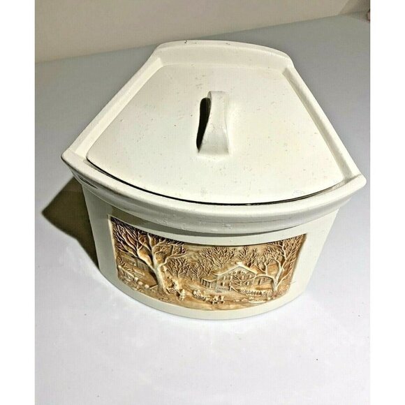 VINTAGE HERSHEY 1985 Canister Off White Brown Country Village With Lid Container - Picture 3 of 7